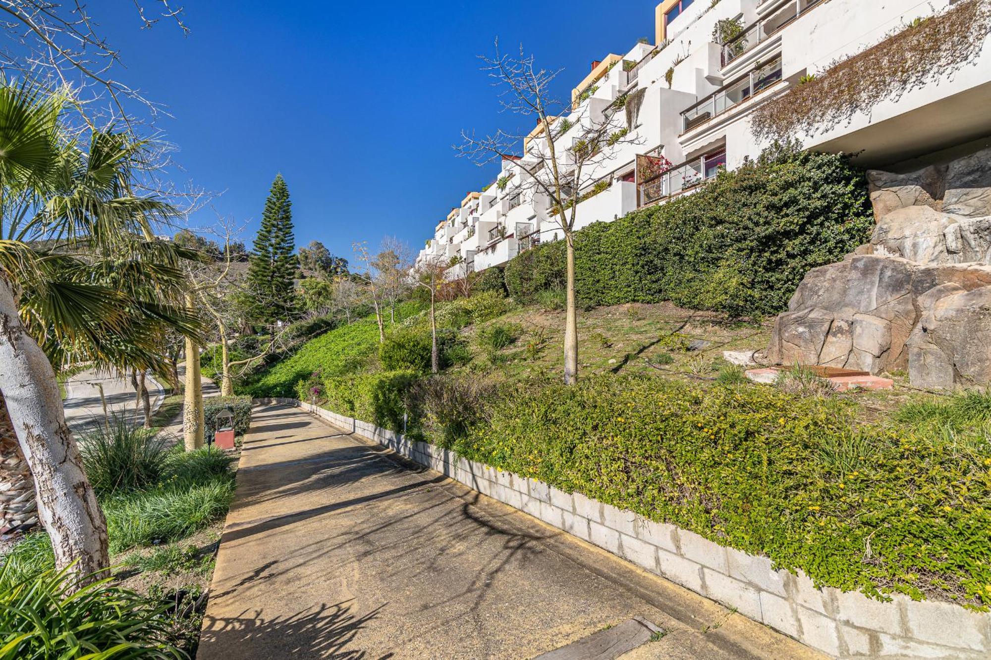 Rentitspain Apartamento Charming Gym, Jacuzzi Y Balcon Estepona Dış mekan fotoğraf