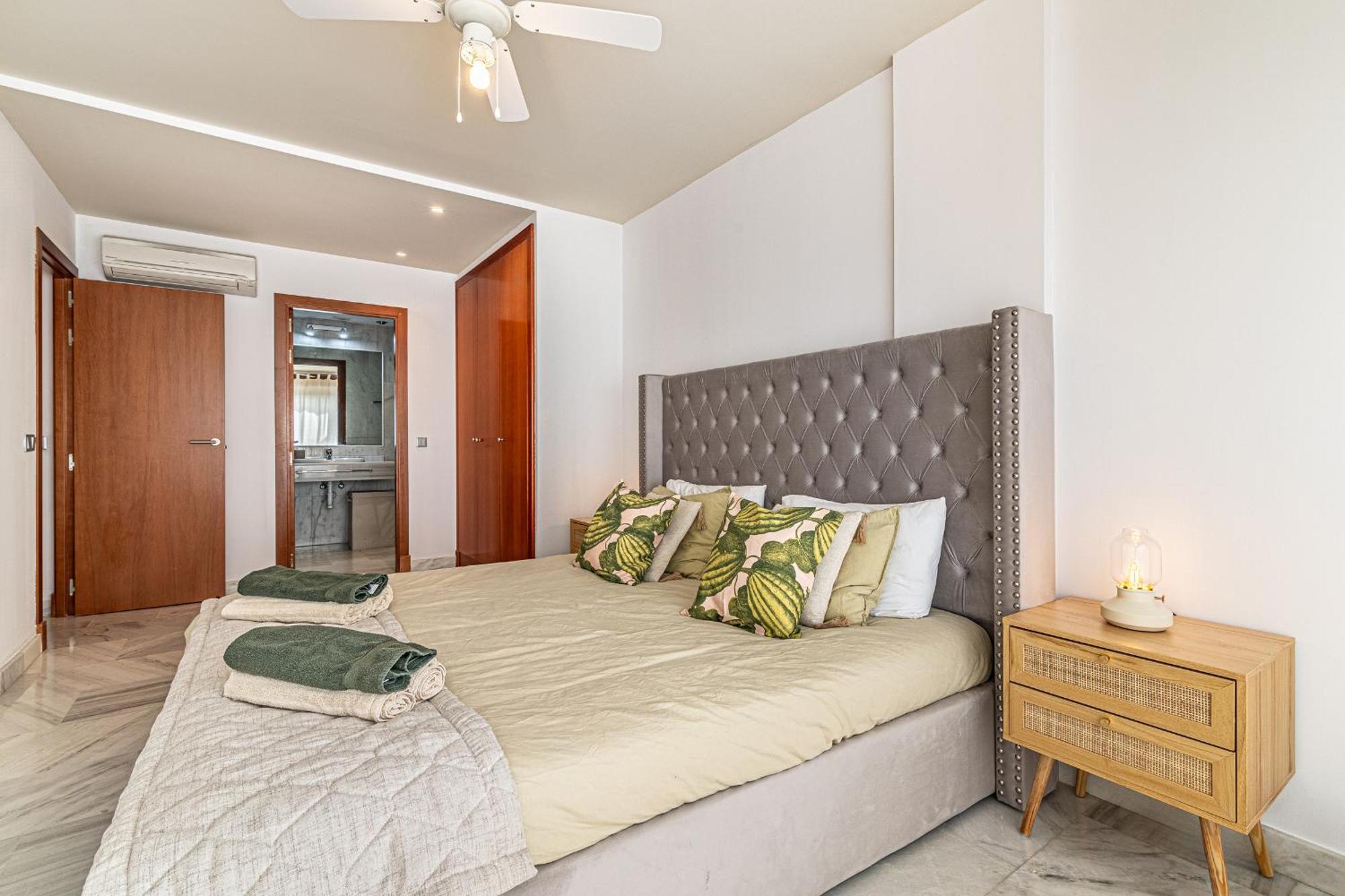 Rentitspain Apartamento Charming Gym, Jacuzzi Y Balcon Estepona Dış mekan fotoğraf