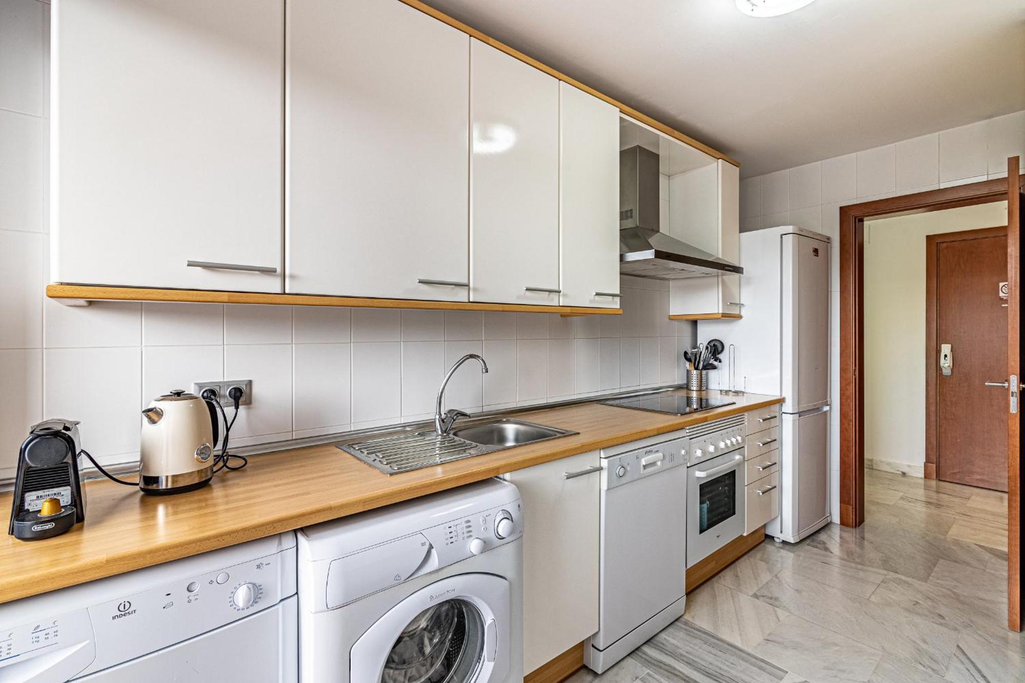 Rentitspain Apartamento Charming Gym, Jacuzzi Y Balcon Estepona Dış mekan fotoğraf